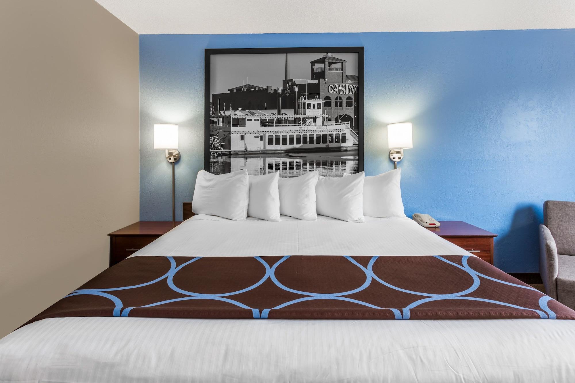 Super 8 By Wyndham Dubuque Motel Dış mekan fotoğraf