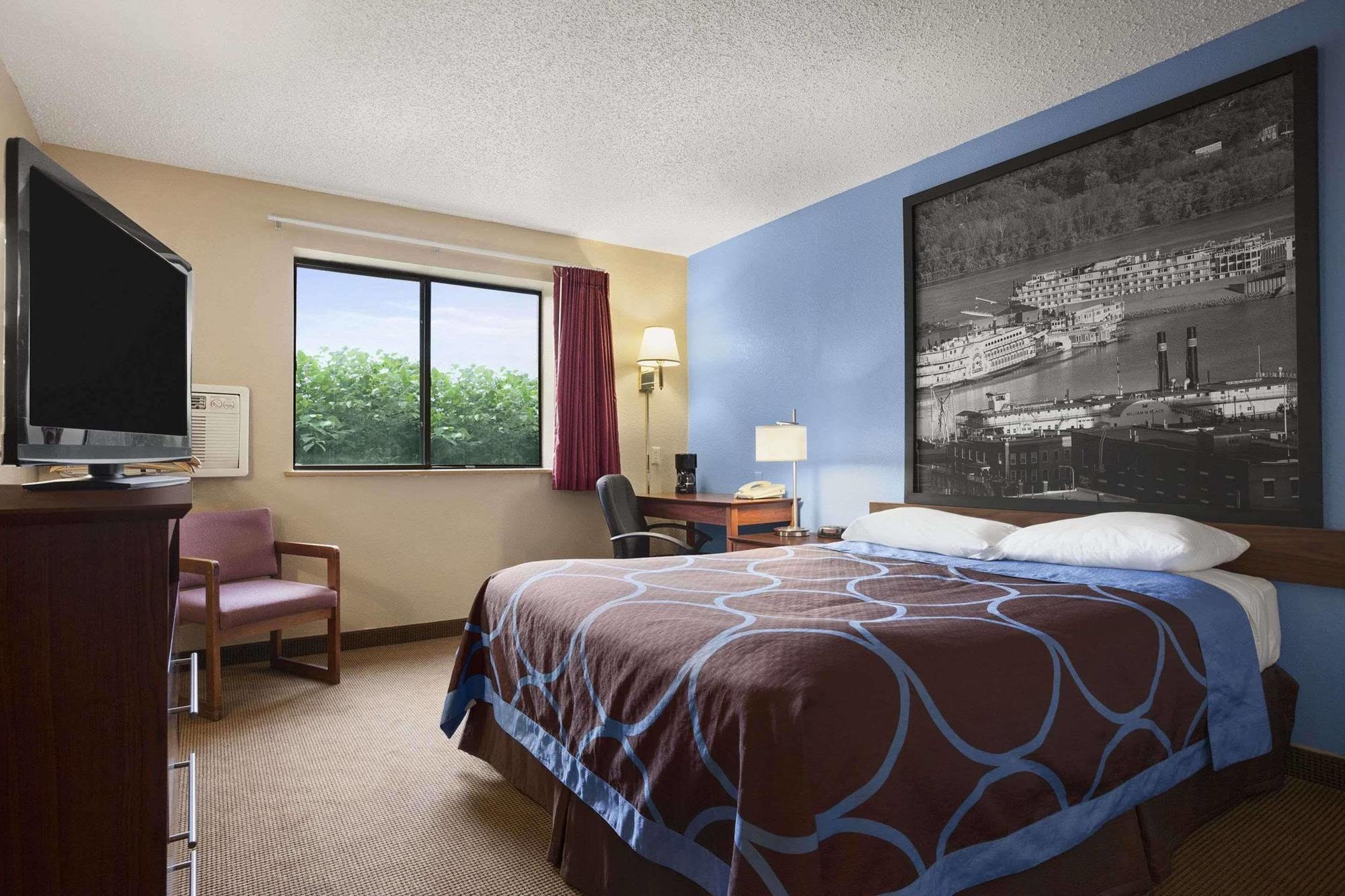 Super 8 By Wyndham Dubuque Motel Dış mekan fotoğraf